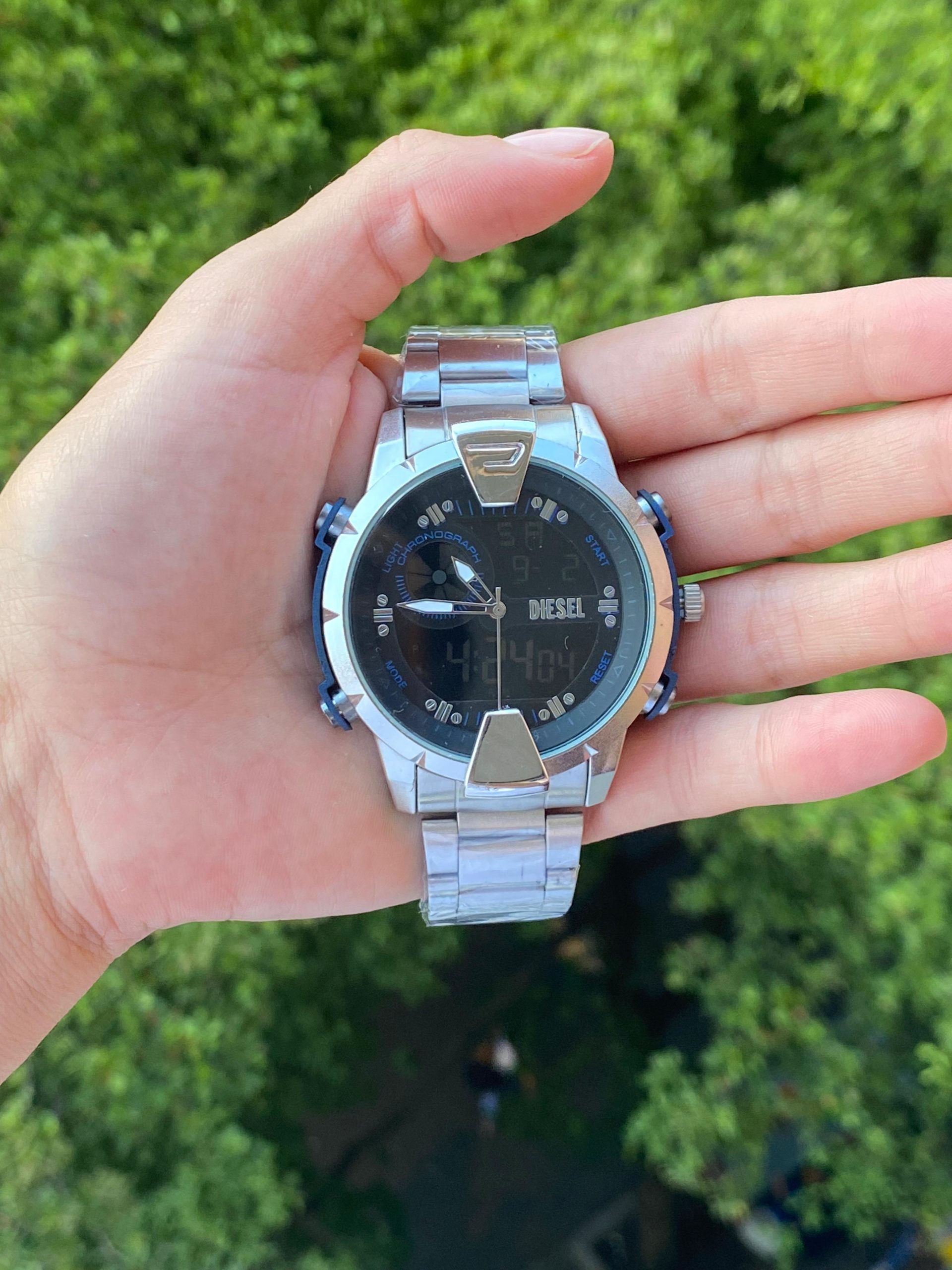 1727279079DIESEL