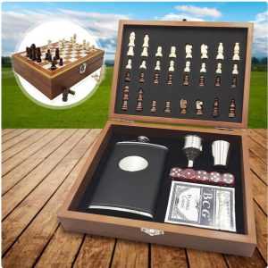 Set De Licorera Y Ajedrez