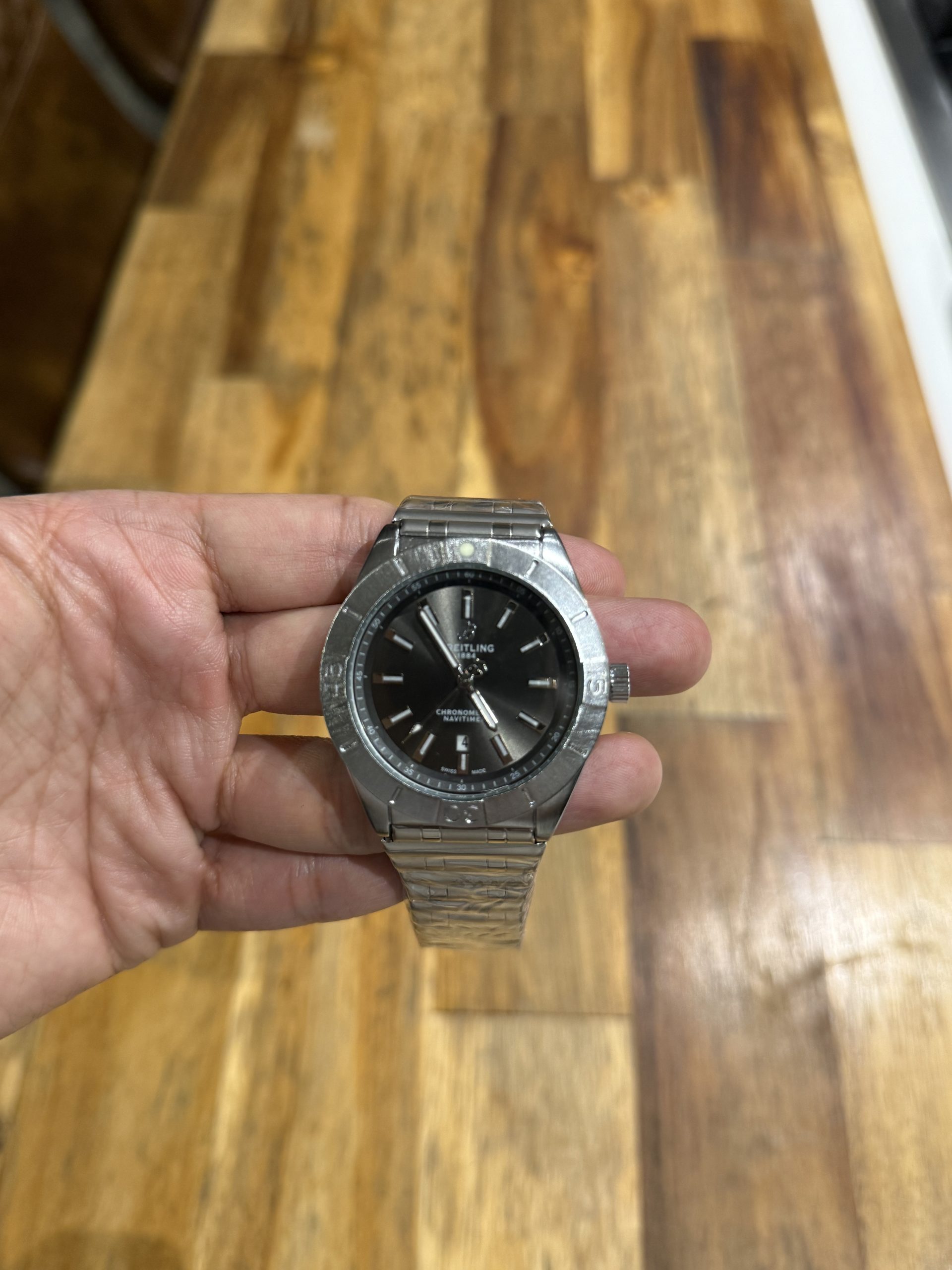Breitling Chronomat Automatic GMT 40 2