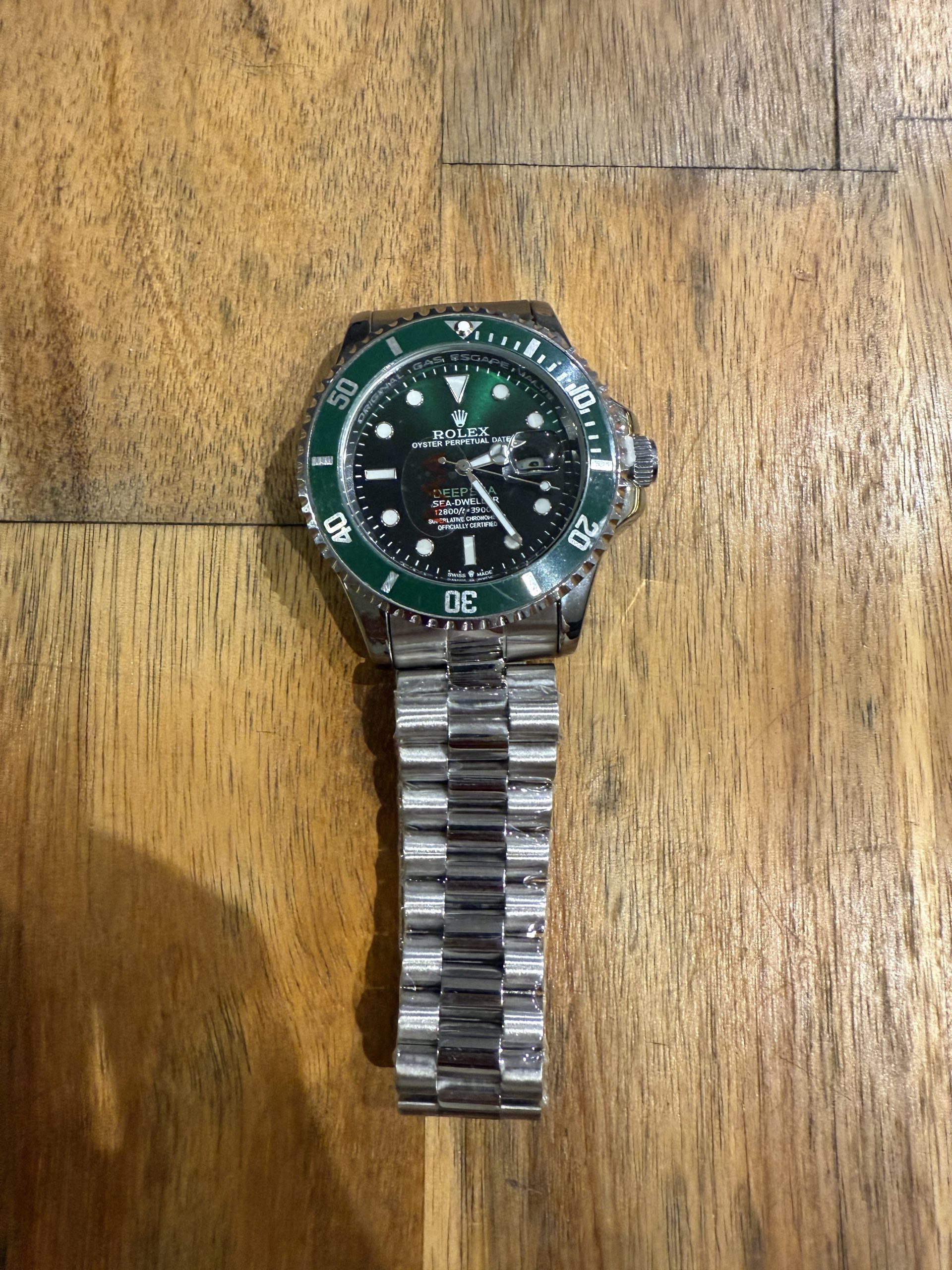 Rolex Submariner Date model 116610LV